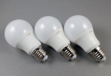 3x LED lemputės OSRAM LED BASE E27 10.5W